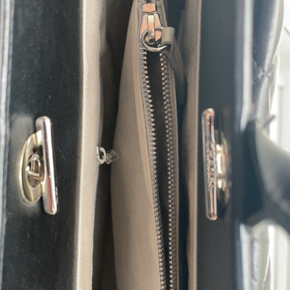 Chanel preown bag in excellent condition - Picture 8 of 10